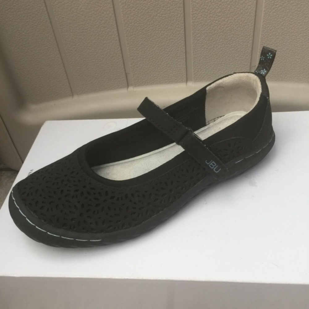 Jambu JBU Granada Perforated Mary Jane Flats